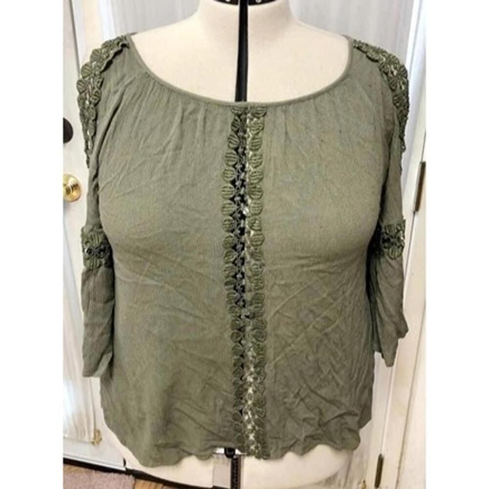 Charlotte Russe. Size 2x moss green top